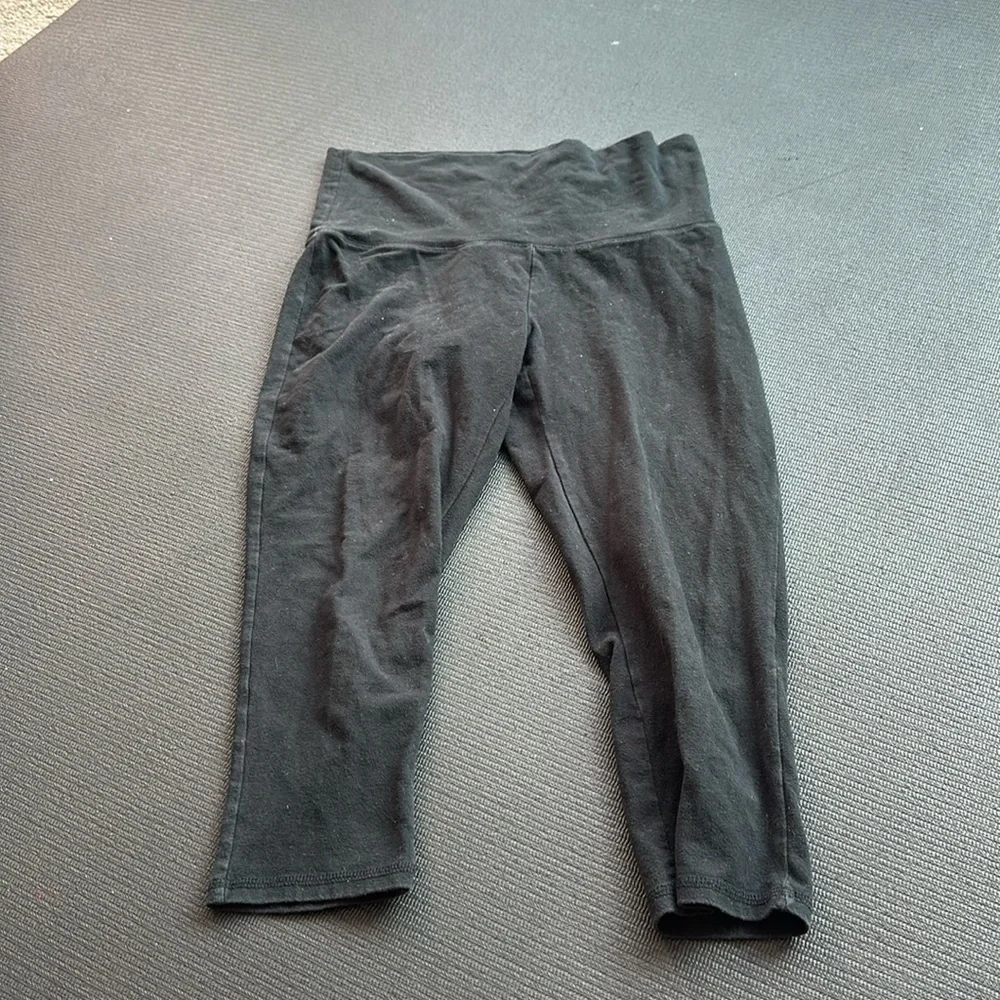 💜5 for $25 Xhilaration black legging capris - Picture 1 of 3